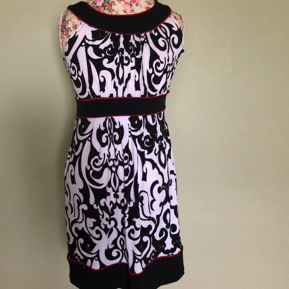 Enfocus Studio Dresses & Skirts - Sleeveless dress